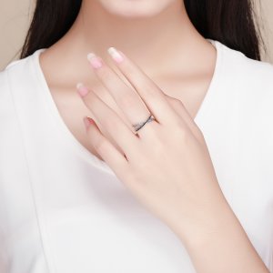 Stříbrné Křížící prsten