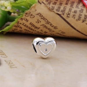 Přívěsek Charm Club 2017 PANDORA