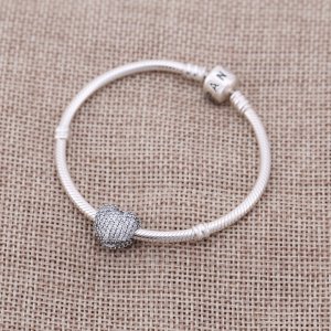 Pavé otevři mé srdce - 791427CZ - Přívěsky | PANDORA