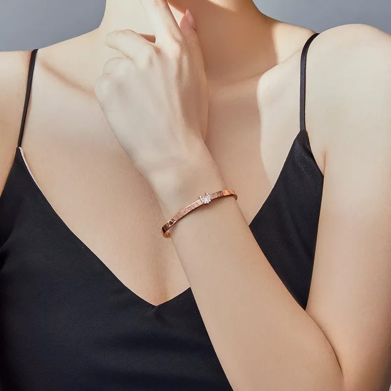 (obrázek pro) Rose Gold Otevřený náramek Miluji Tě Zlato SCB169, Kubická zirkonie, Pandora sty - Zobrazit 2