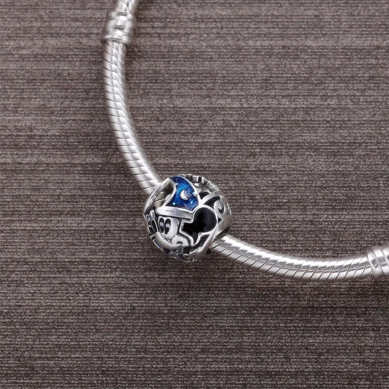 (obrázek pro) Disney, Přívěsek Čaroděj Mickey Fantasia 75. výročí PANDORA - Zobrazit 4